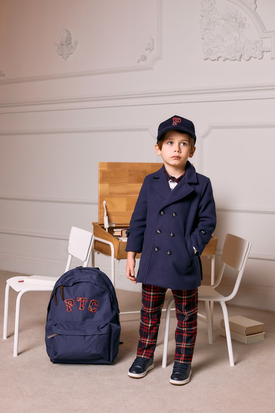 Marine mouflon coat