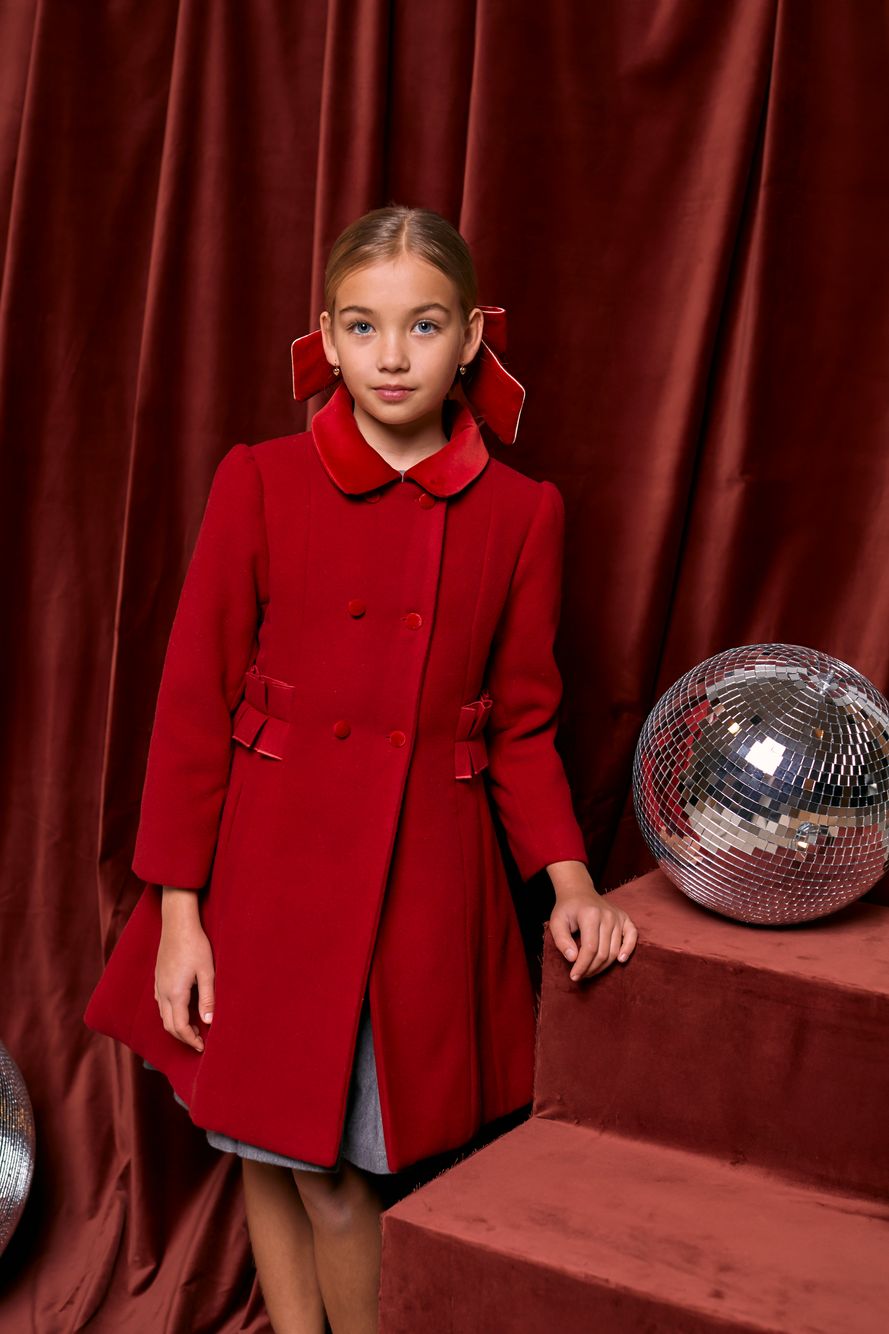 Red mouflon coat