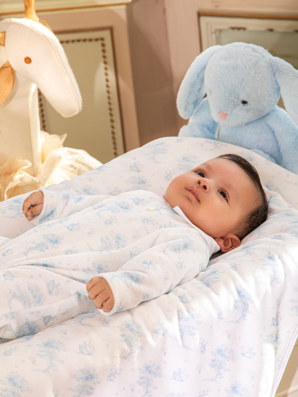 Printed light blue babygrow