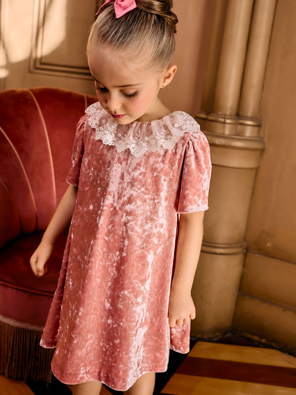 Blossom pink velvet dress