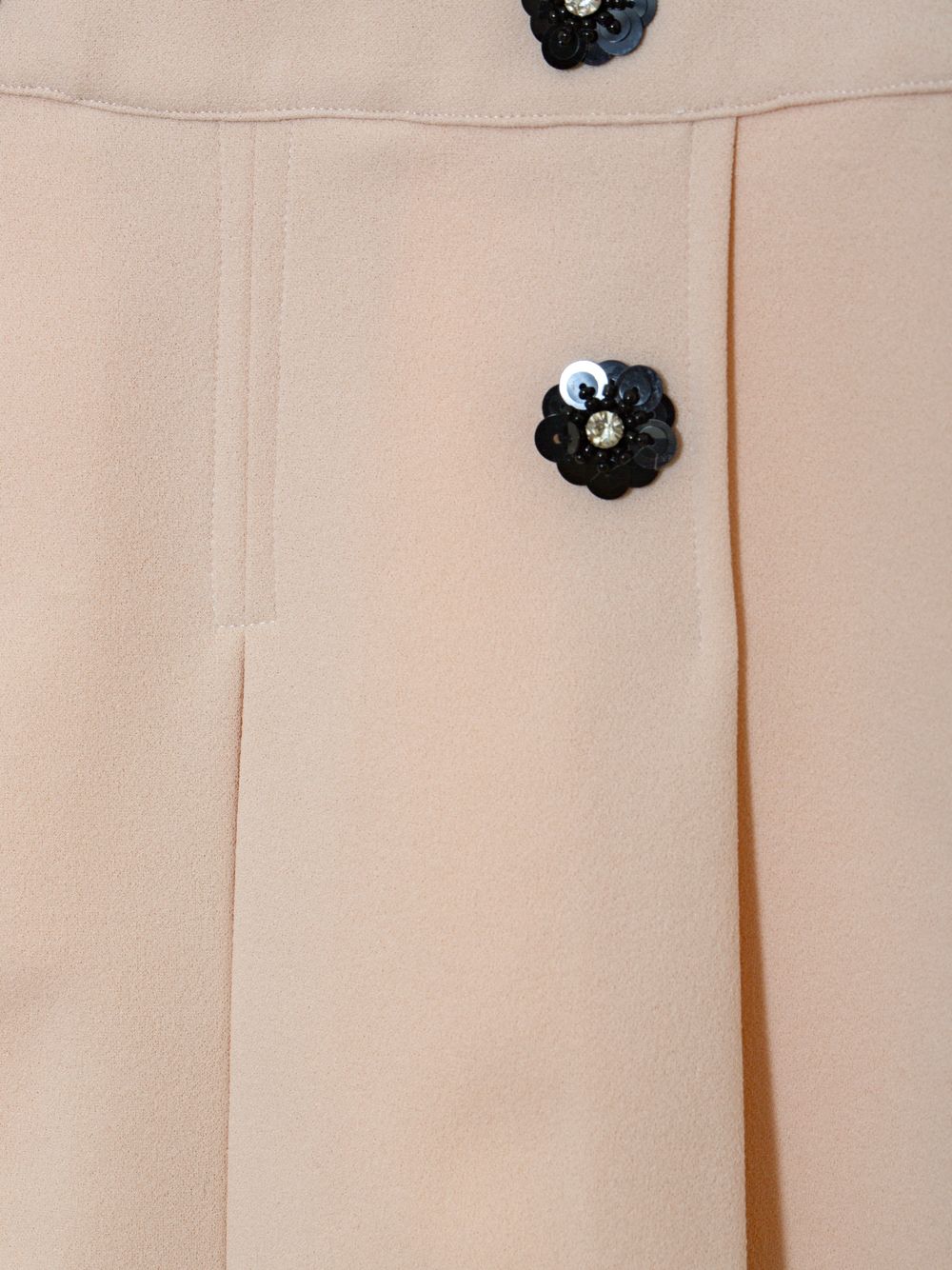 Pleated beige skirt