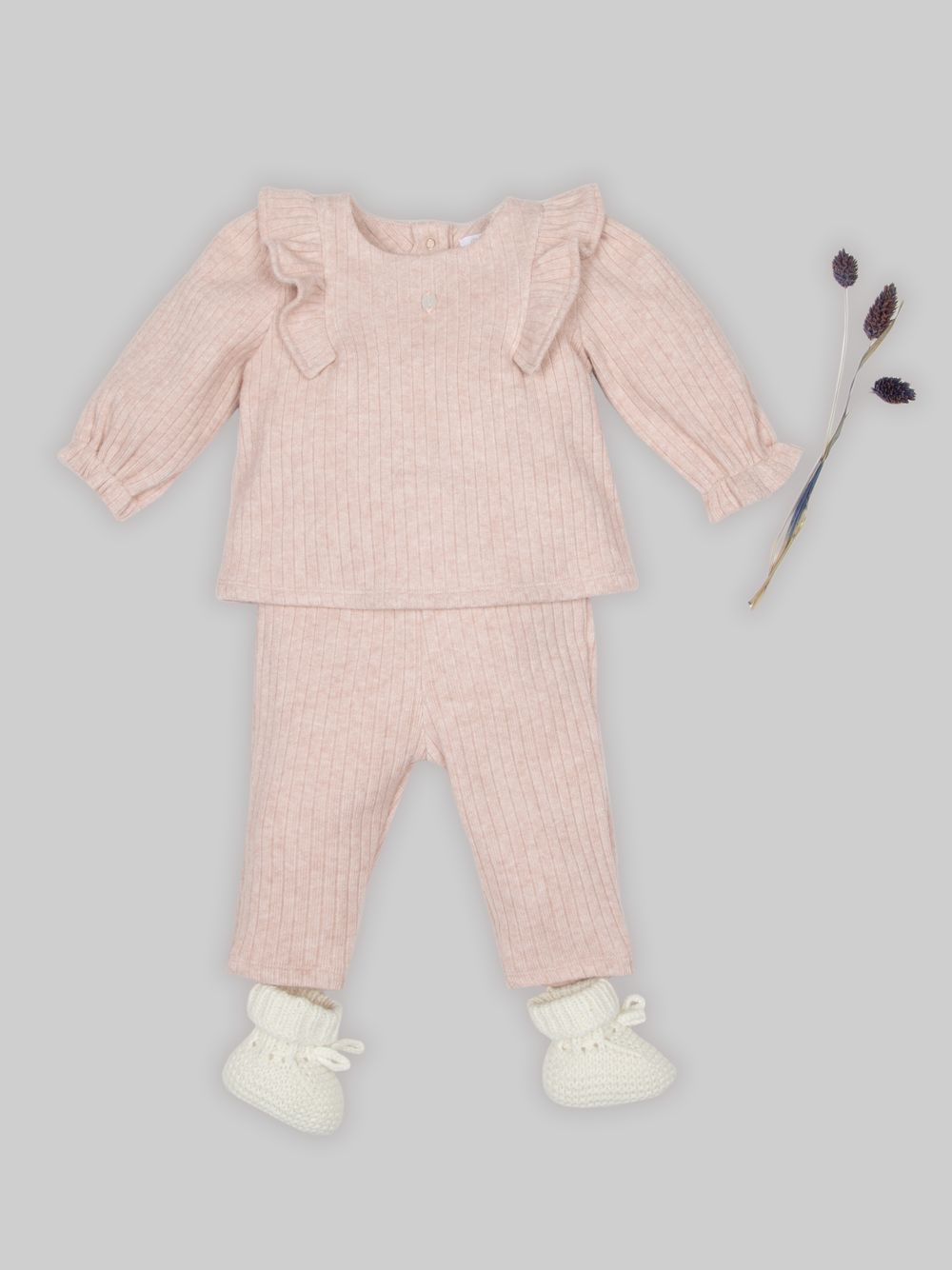 Pink knit set