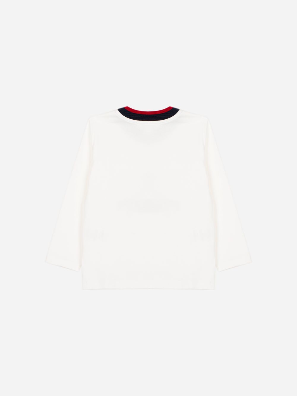 Elegant ecru T-shirt with a classic design