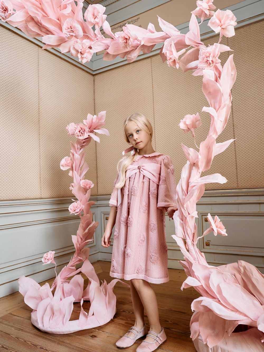 Pale pink dress in 3D floral fabric