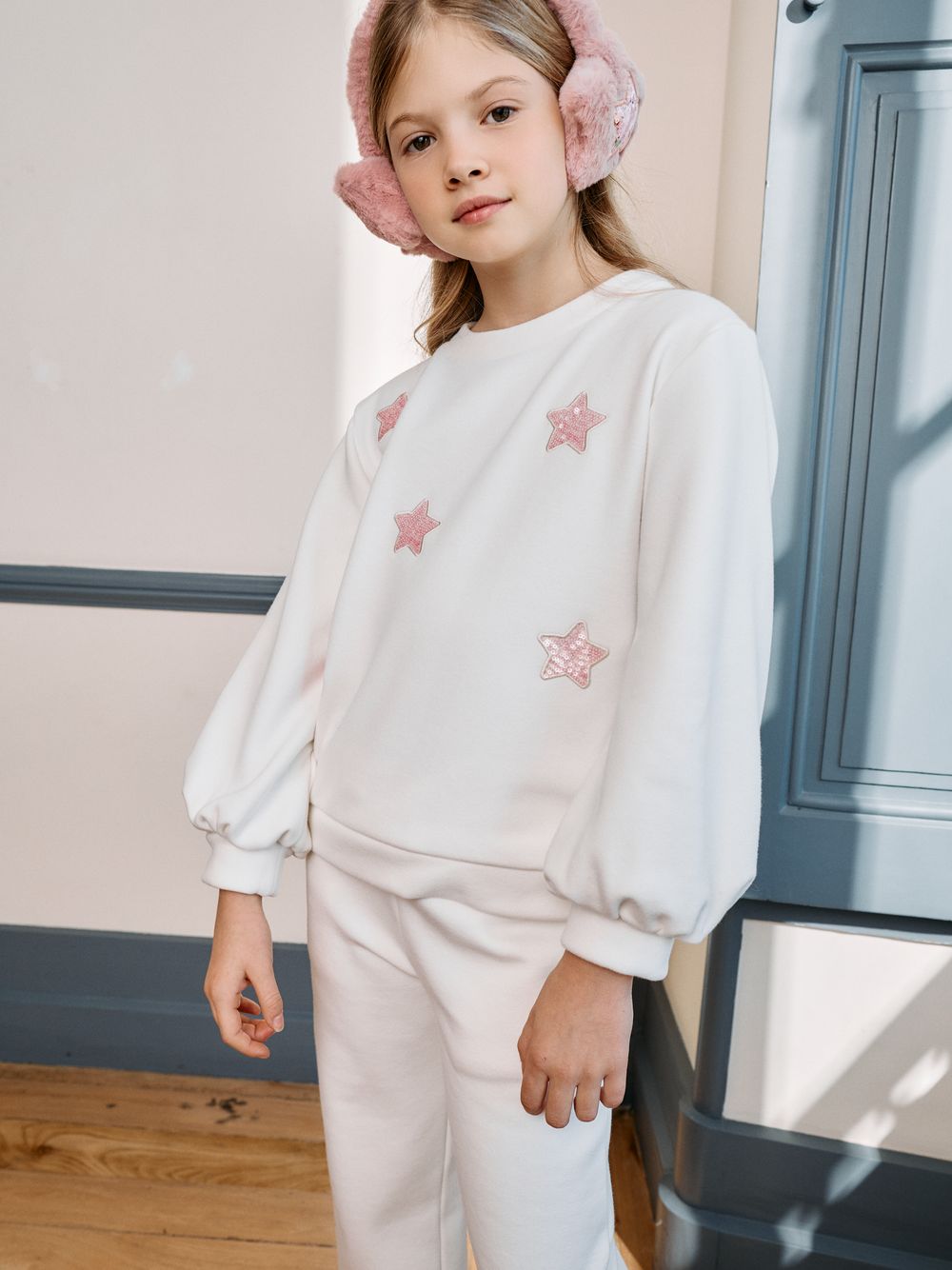 Ecru tracksuit in fleece with stars