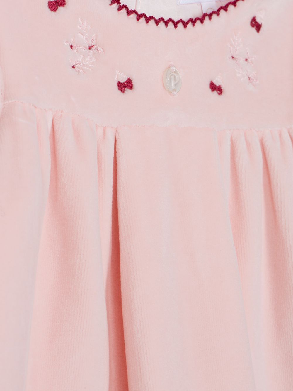 Elegant pink set with delicate embroidery