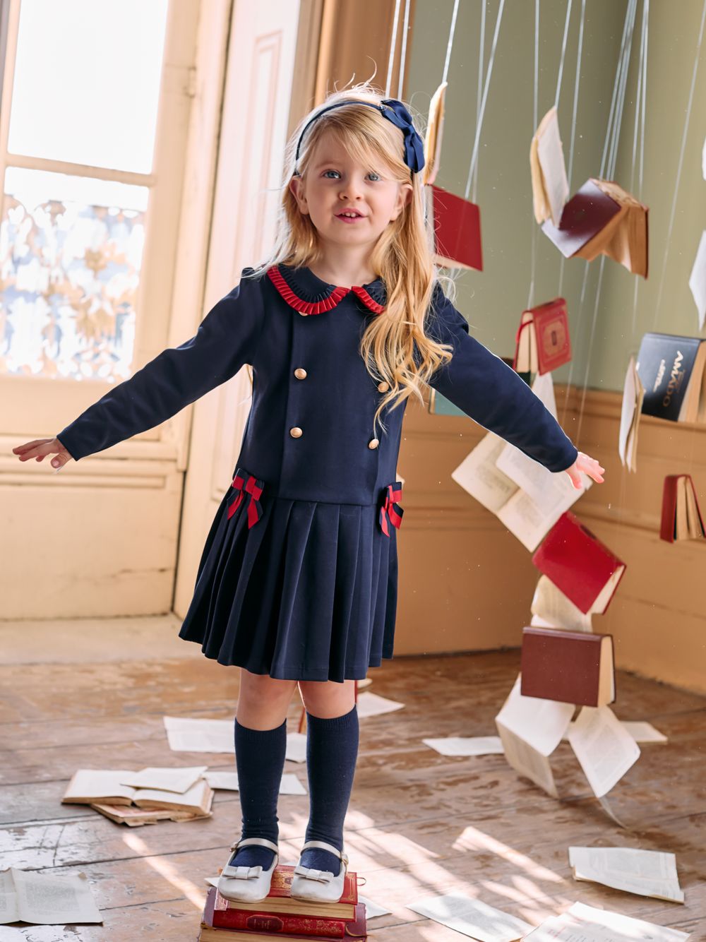 Marine dress with bows
