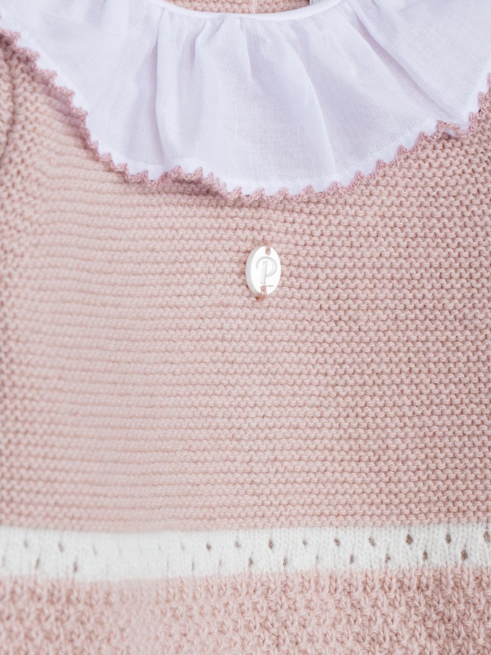 Pink knitted set with an elegant design