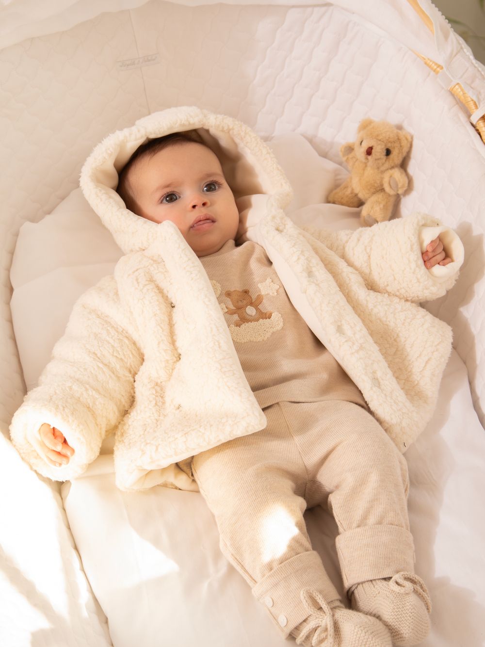 Elegant beige coat for girls